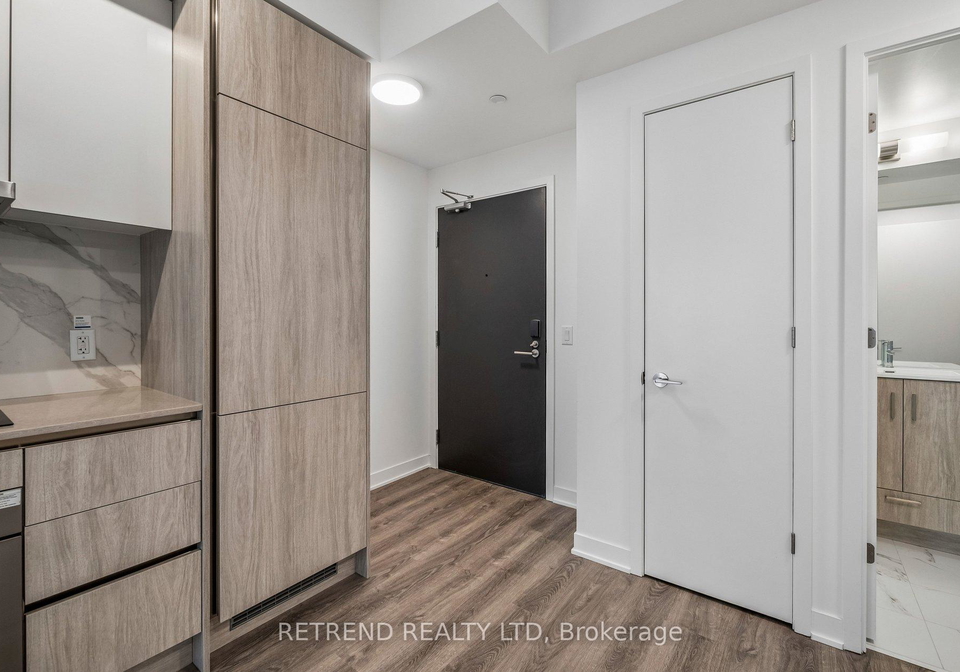 180-front-street-e-toronto-ontario-c13005052