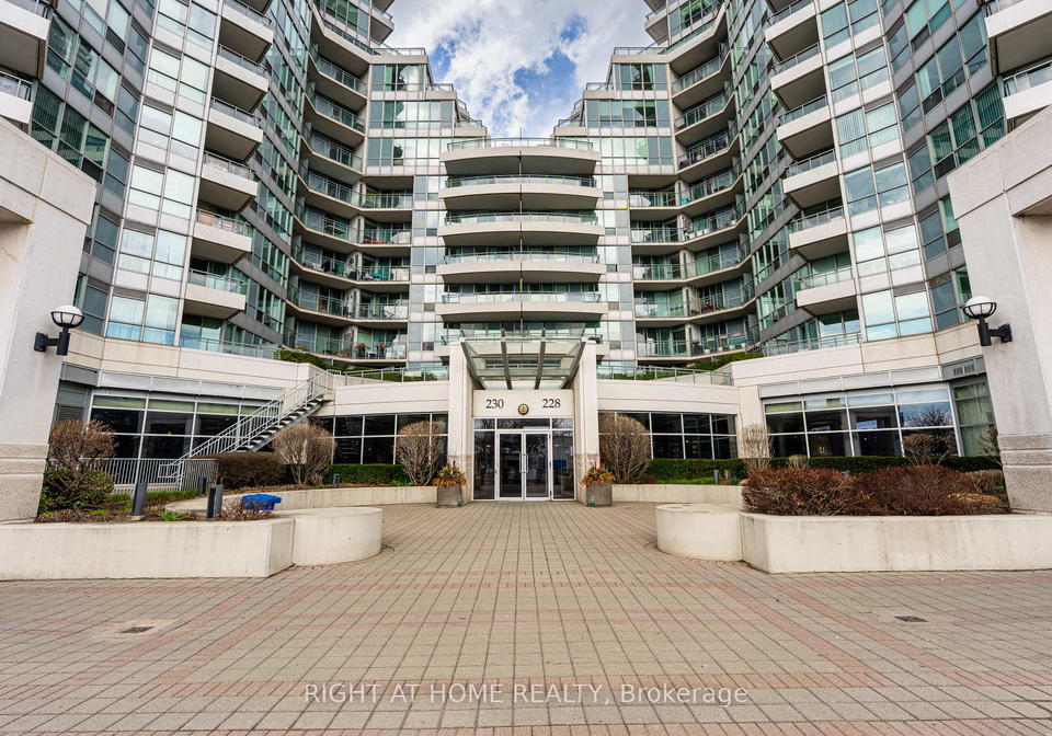 230-queens-quay-w-toronto-ontario-c13005170