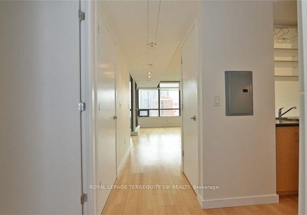 285-mutual-street-toronto-ontario-c13005346