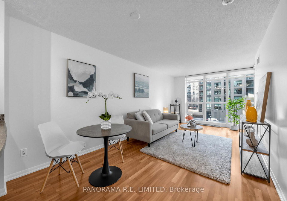 231-fort-york-boulevard-toronto-ontario-c13005772