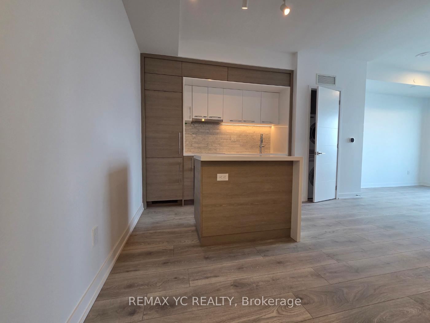 29-green-trail-court-north-york-ontario-c13005922
