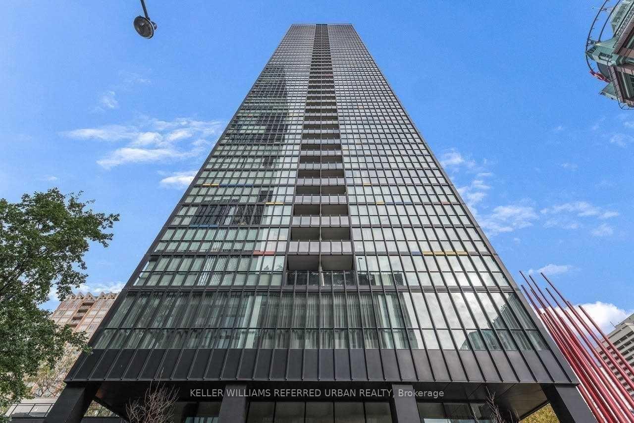 110-charles-street-e-toronto-ontario-c13006034