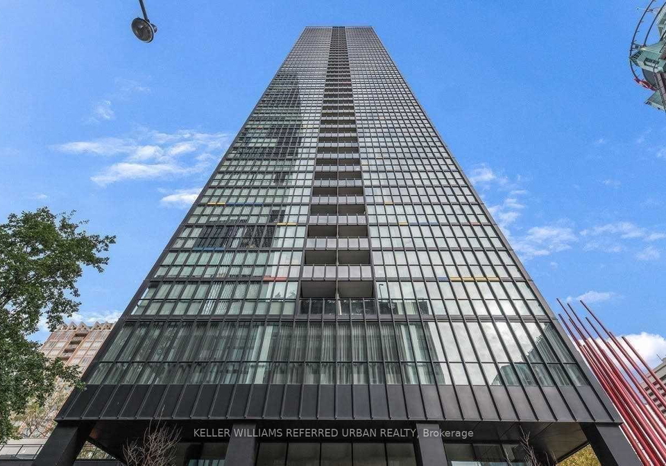 110-charles-street-e-toronto-ontario-c13006034