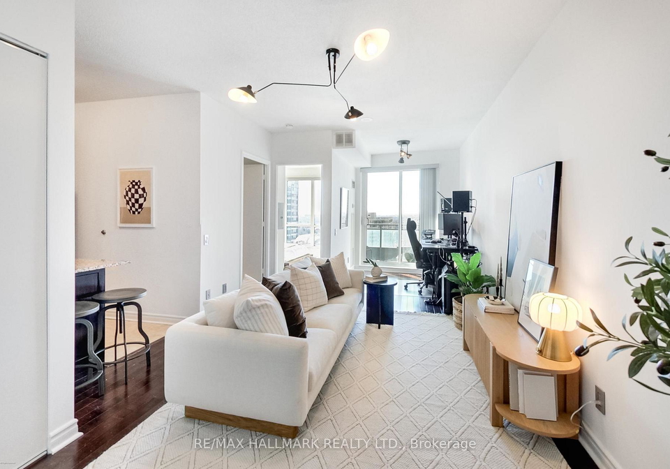 60-byng-avenue-north-york-ontario-c13006174