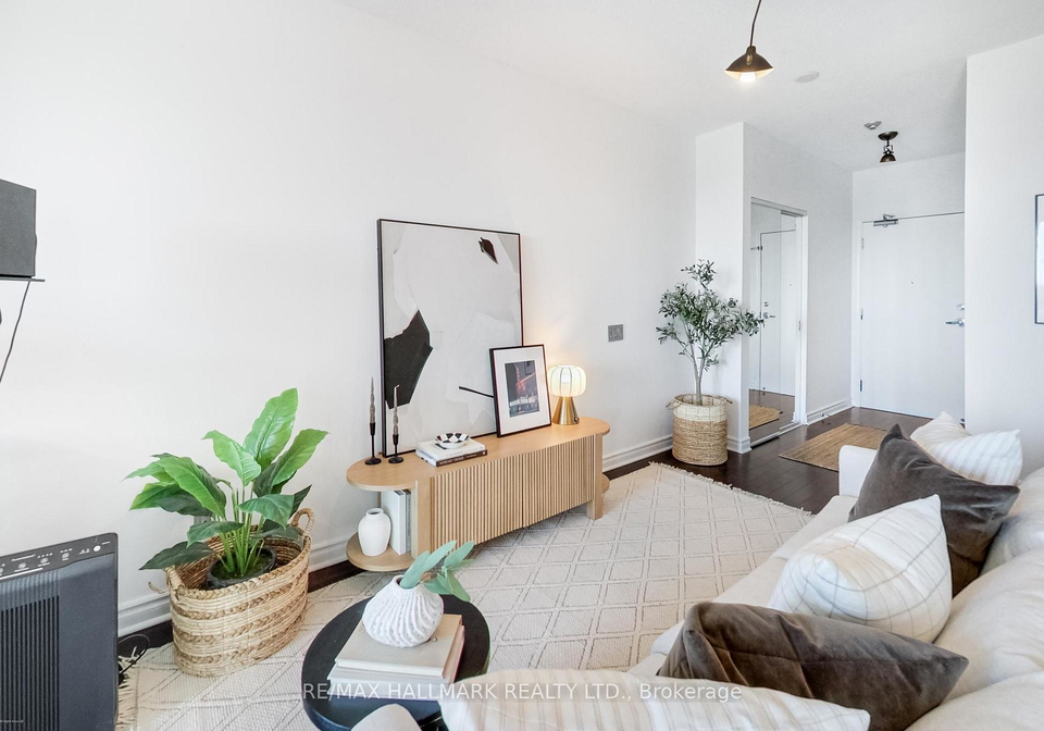 60-byng-avenue-north-york-ontario-c13006174