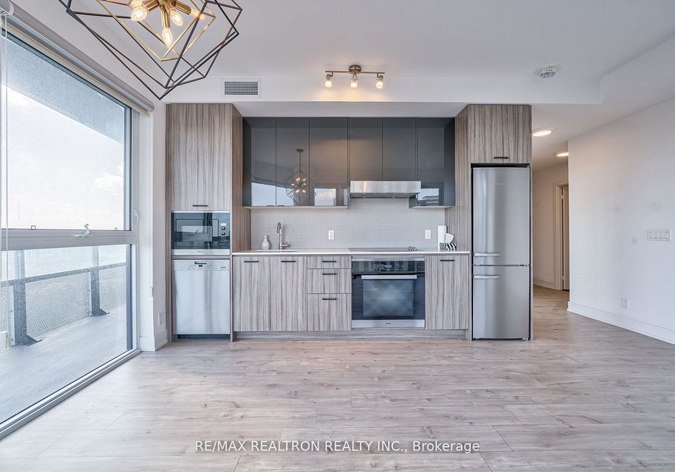 11-lillian-street-toronto-ontario-c13006250