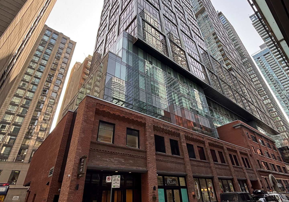 15-mercer-street-toronto-ontario-c13006372