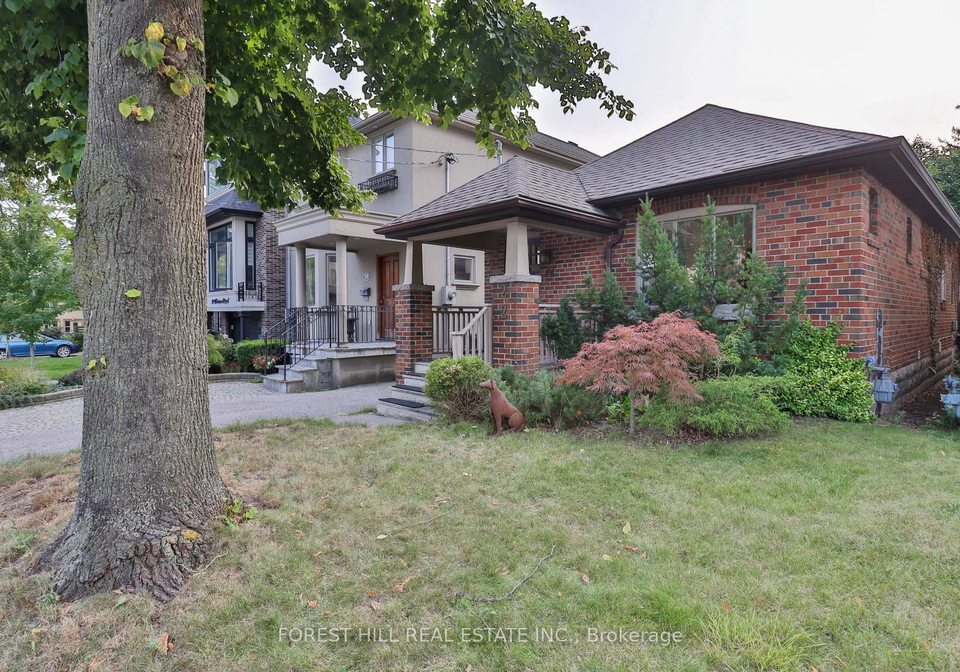22-whitewood-road-toronto-ontario-c13006450