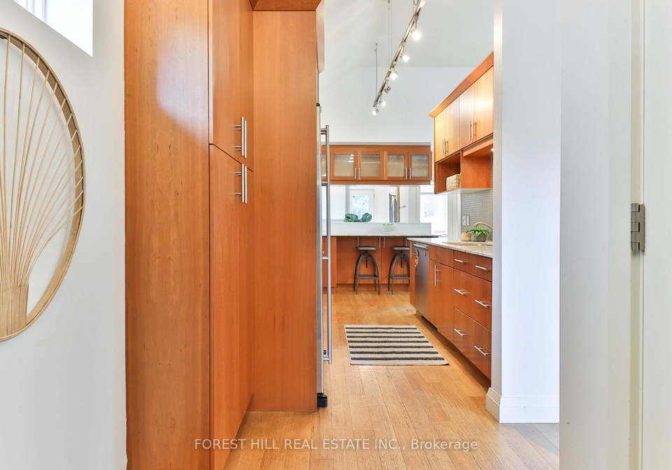 22-whitewood-road-toronto-ontario-c13006450