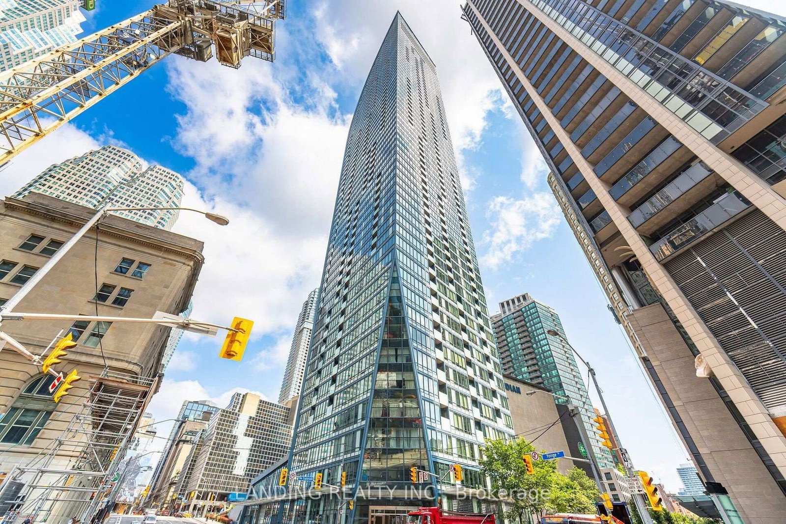 8-the-esplanade-avenue-toronto-ontario-c13006458