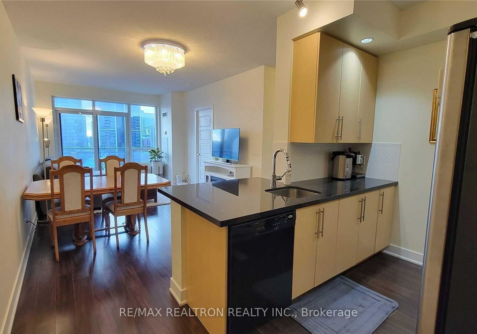 28-linden-street-toronto-ontario-c13006520