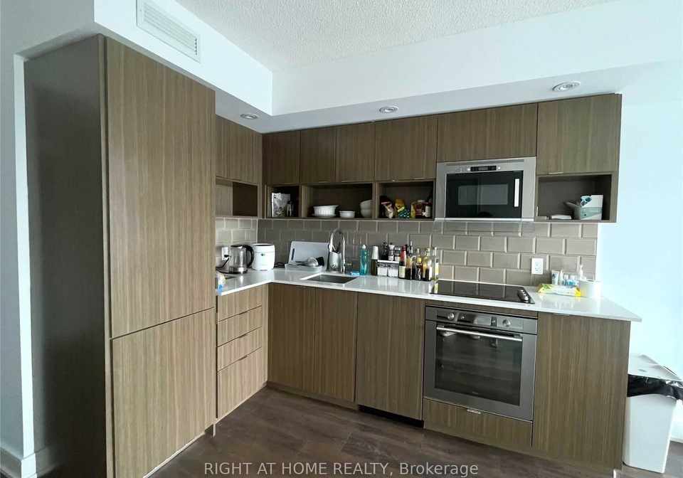 89-mcgill-street-toronto-ontario-c13006588