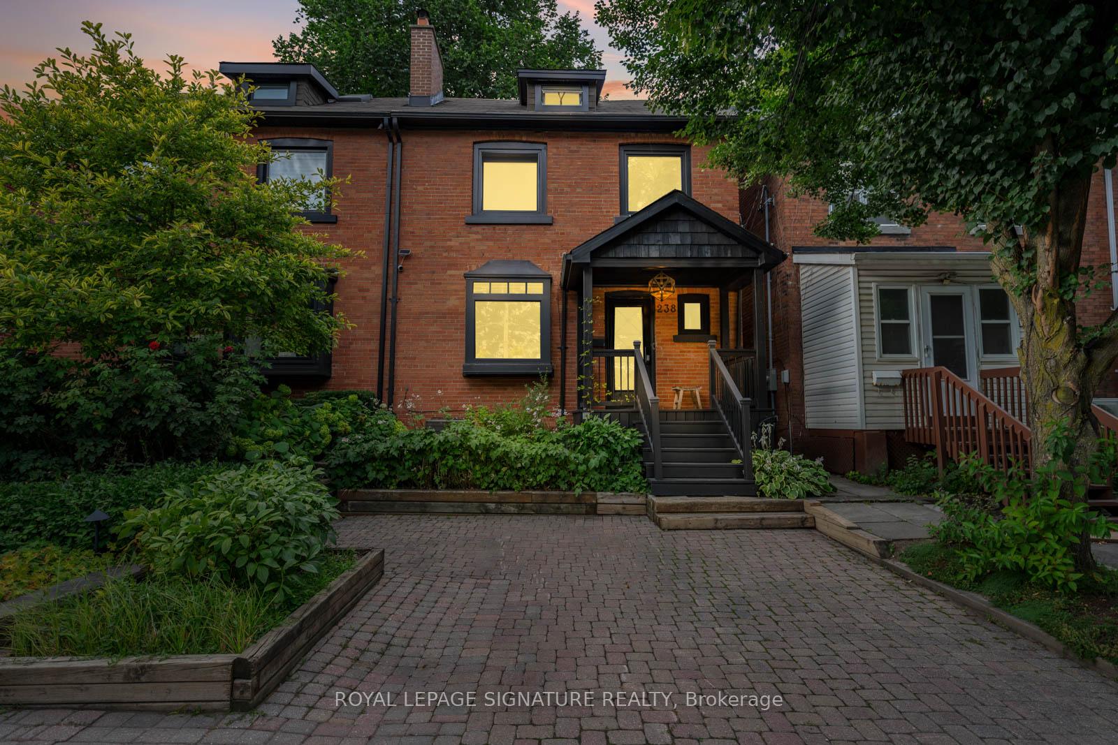 238-roselawn-avenue-toronto-ontario-c13006650