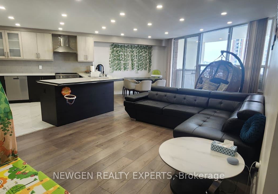 60-pavane-linkway-east-york-ontario-c13006806
