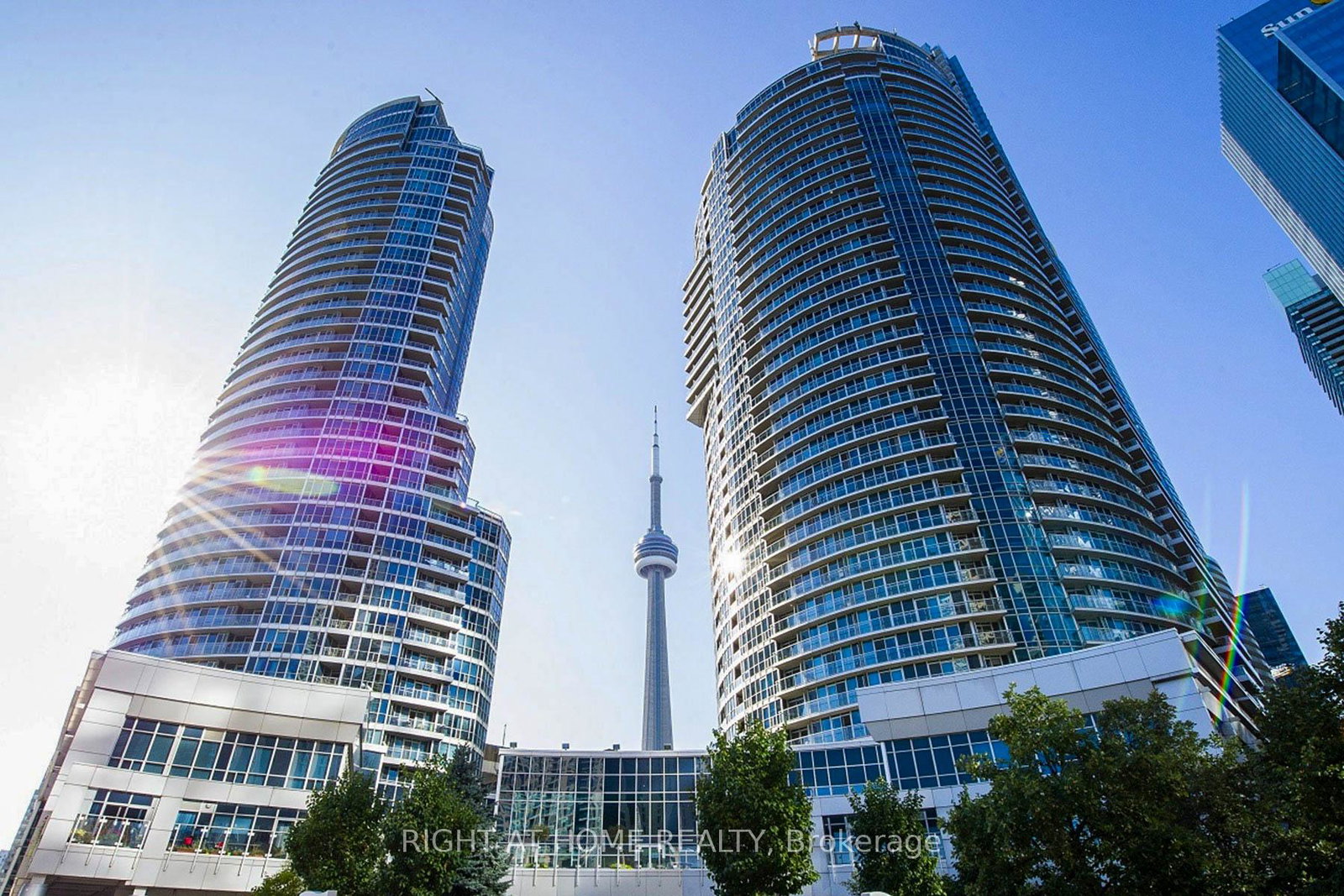 218-queens-quay-w-toronto-ontario-c13006960