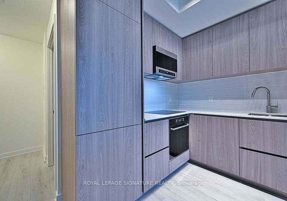 110-broadway-avenue-toronto-ontario-c13007510