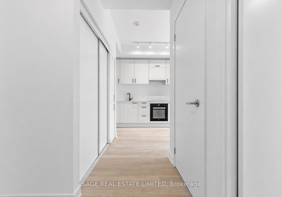 1-quarrington-lane-north-york-ontario-c13007554