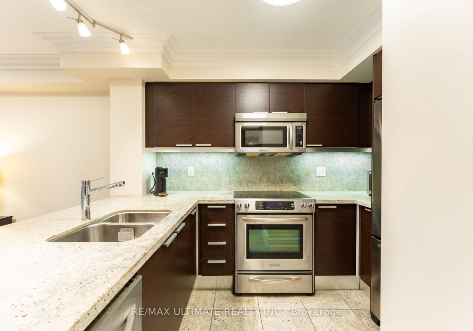 650-sheppard-avenue-e-north-york-ontario-c13007778