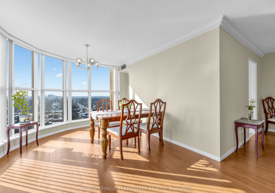 100-upper-madison-avenue-toronto-ontario-c13007962