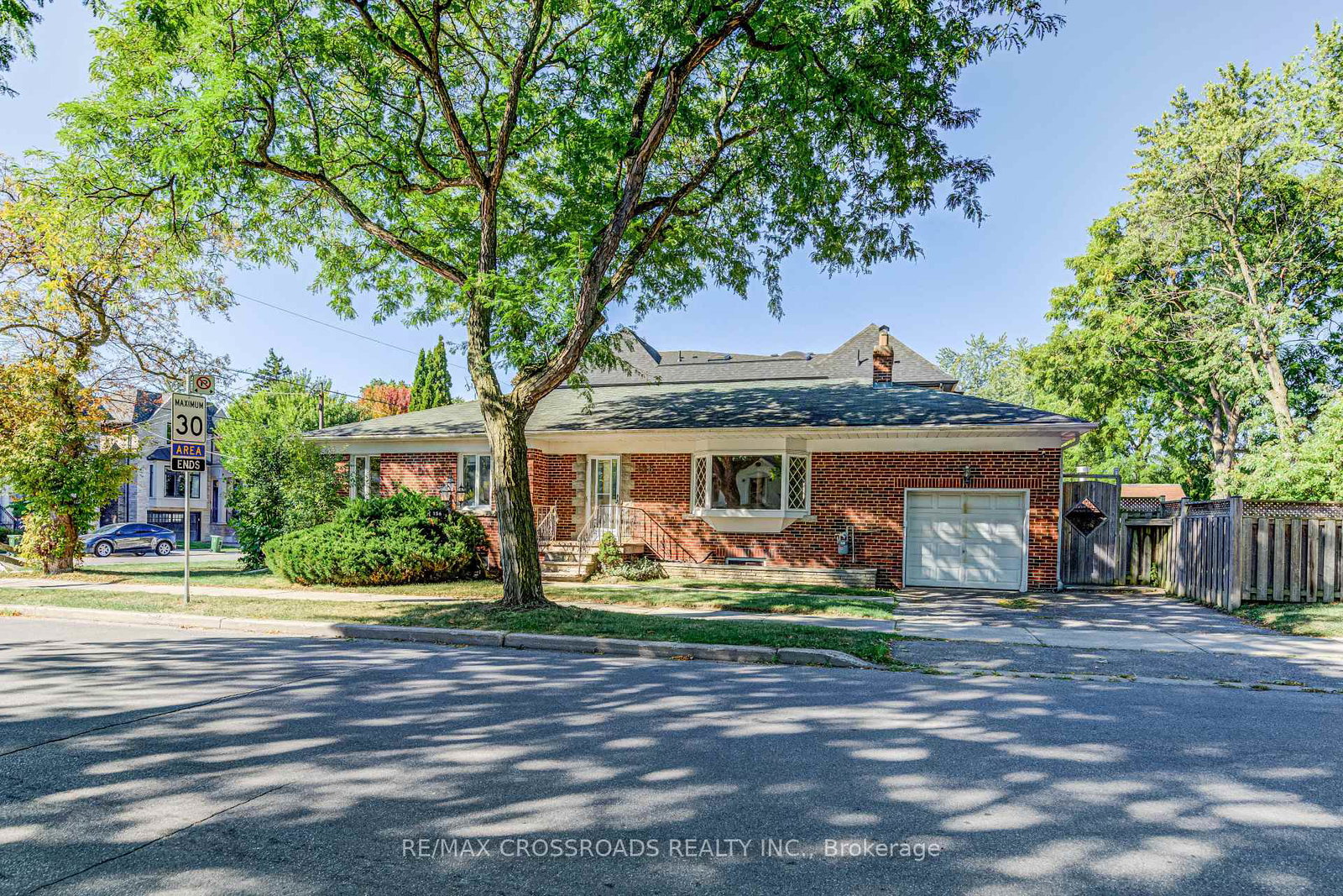 156-florence-avenue-toronto-ontario-c13008154