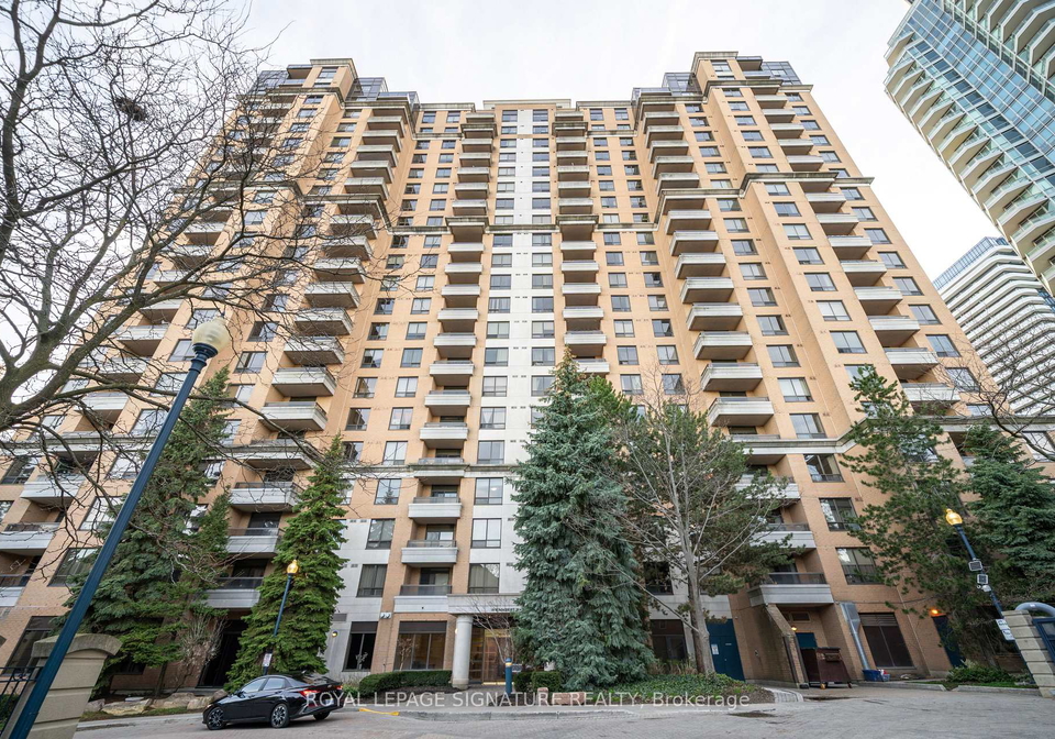 18-sommerset-way-north-york-ontario-c13008628