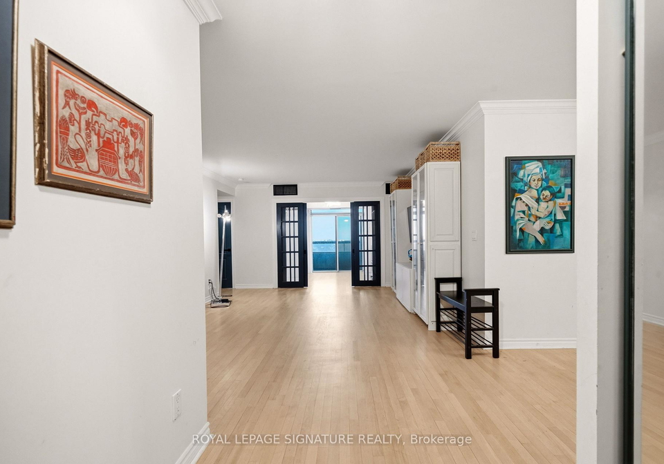 18-sommerset-way-north-york-ontario-c13008628