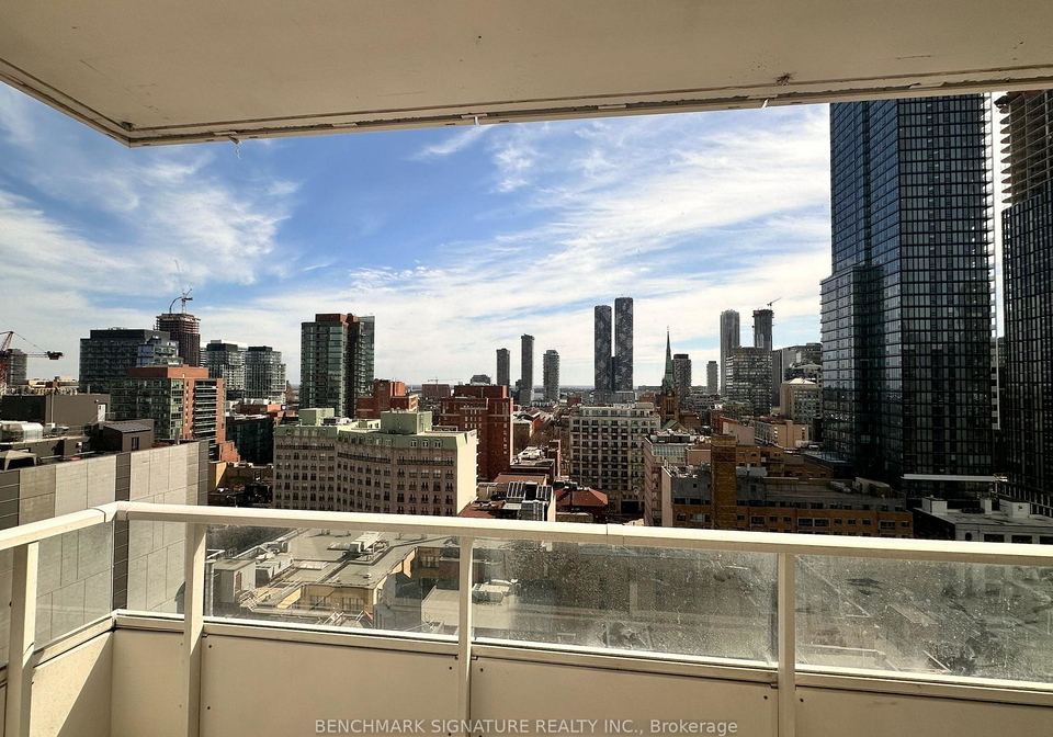 88-queen-street-e-toronto-ontario-c13008664