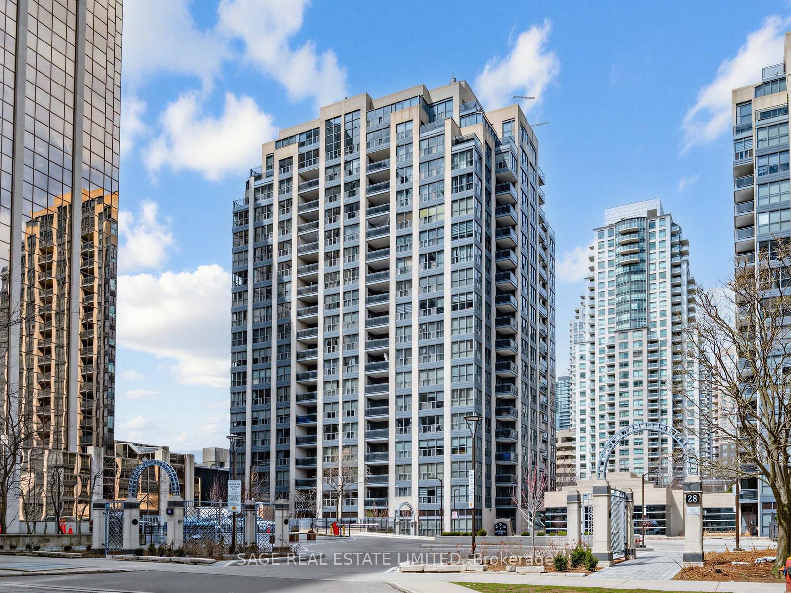 18-hollywood-avenue-north-york-ontario-c13008738