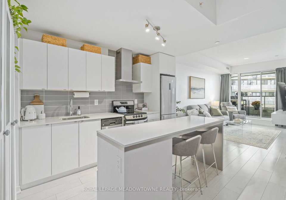 51-east-liberty-street-toronto-ontario-c13008772
