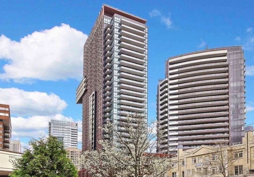 32-davenport-road-e-toronto-ontario-c13008810