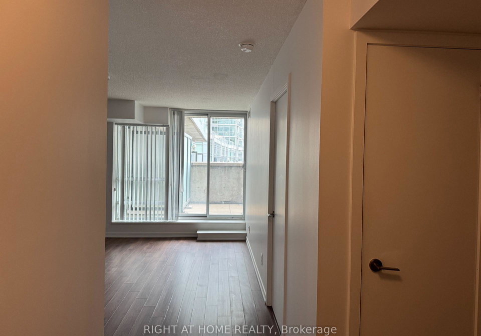 68-abell-street-toronto-ontario-c13008814
