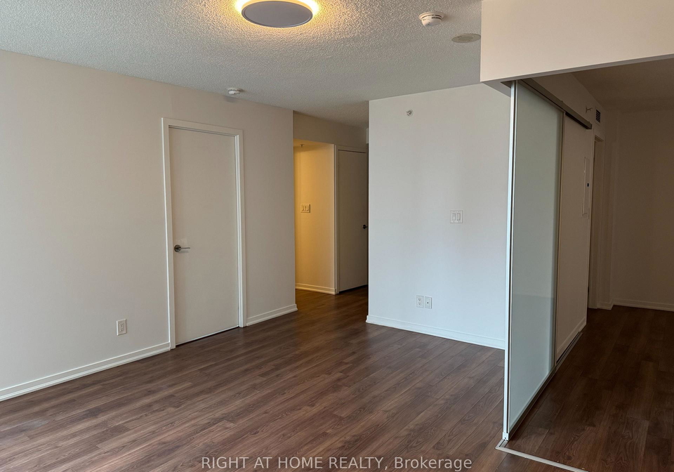 68-abell-street-toronto-ontario-c13008814
