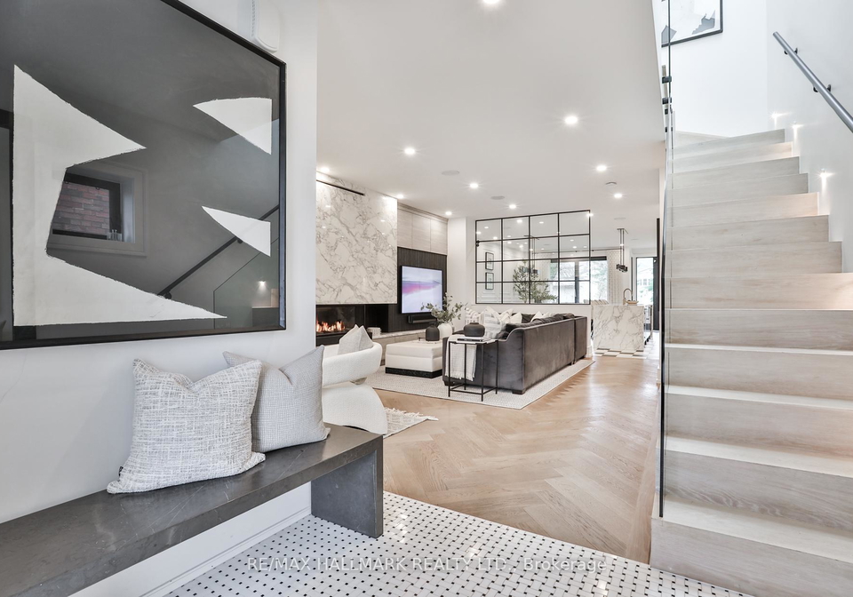 553-davisville-avenue-toronto-ontario-c13008834