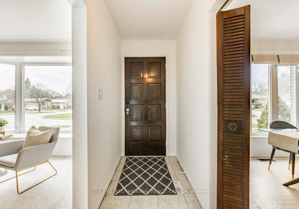 21-summerside-crescent-north-york-ontario-c13009008