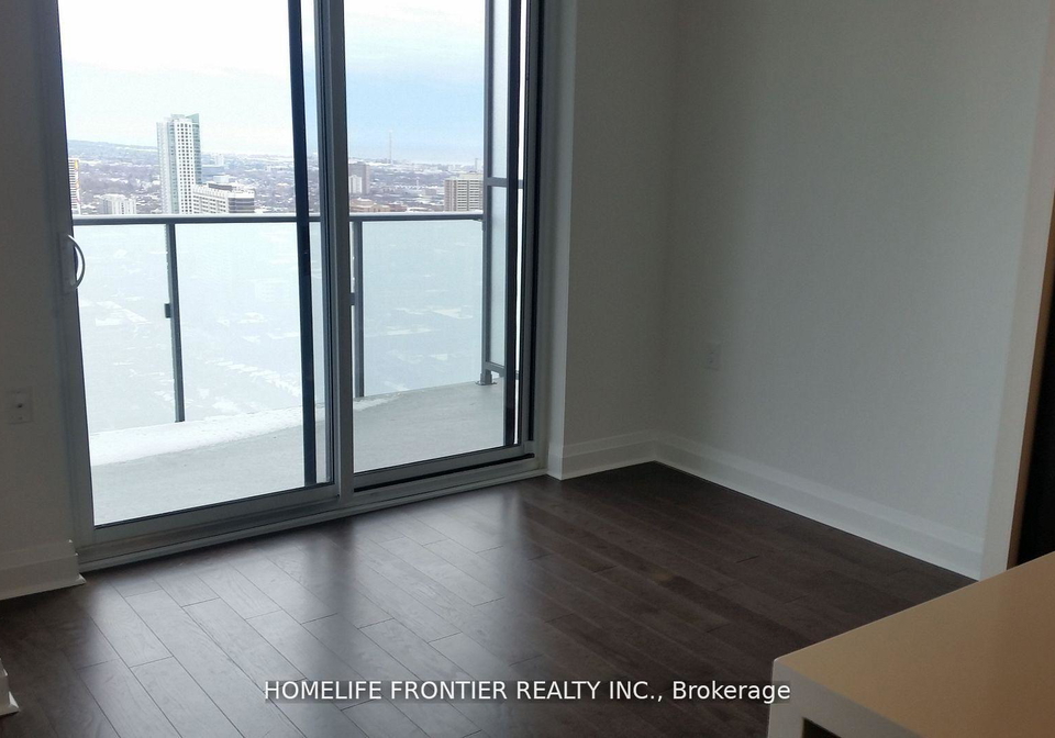 1080-bay-street-toronto-ontario-c13009104