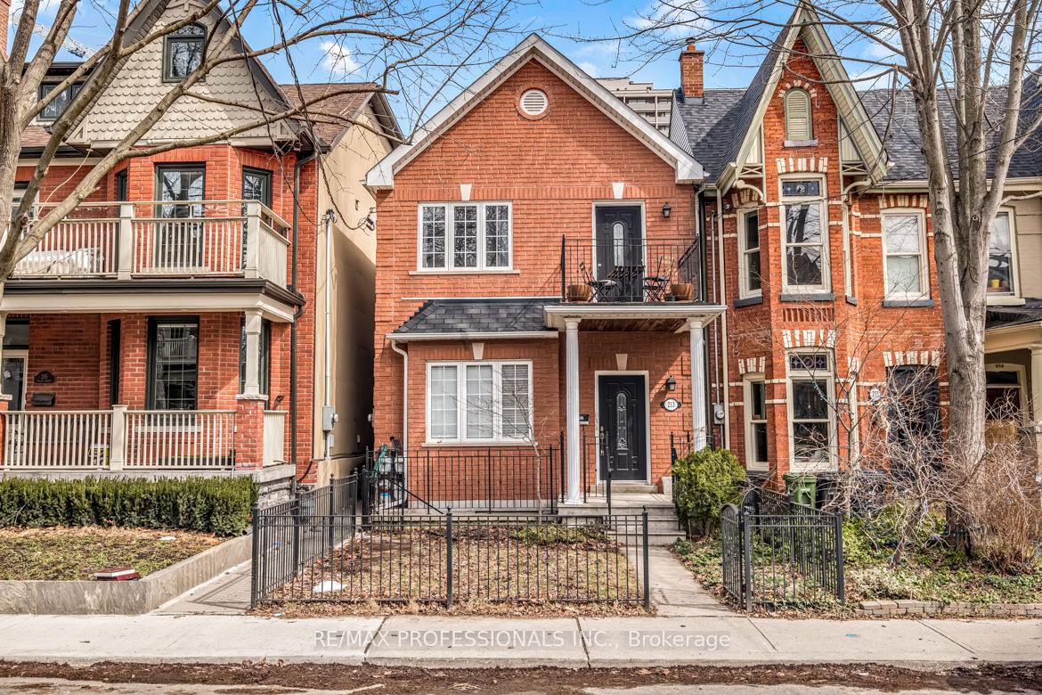 213-major-street-toronto-ontario-c13009172