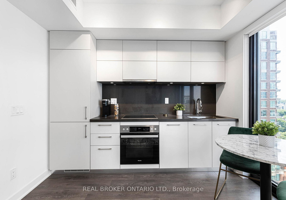 188-cumberland-street-toronto-ontario-c13009252