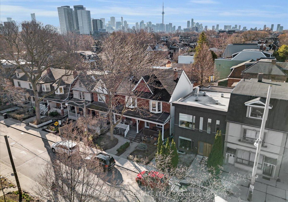 119-barton-avenue-toronto-ontario-c13009344