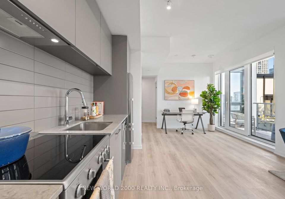 101-roehampton-avenue-toronto-ontario-c13009374