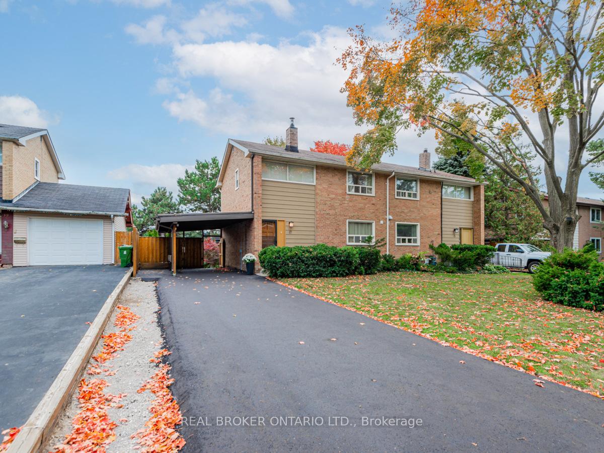 17-redwing-place-north-york-ontario-c13009384