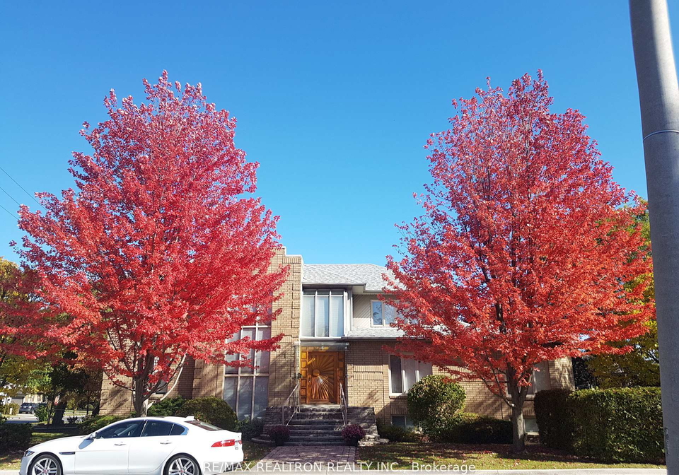 1-sunforest-court-toronto-ontario-c13009510