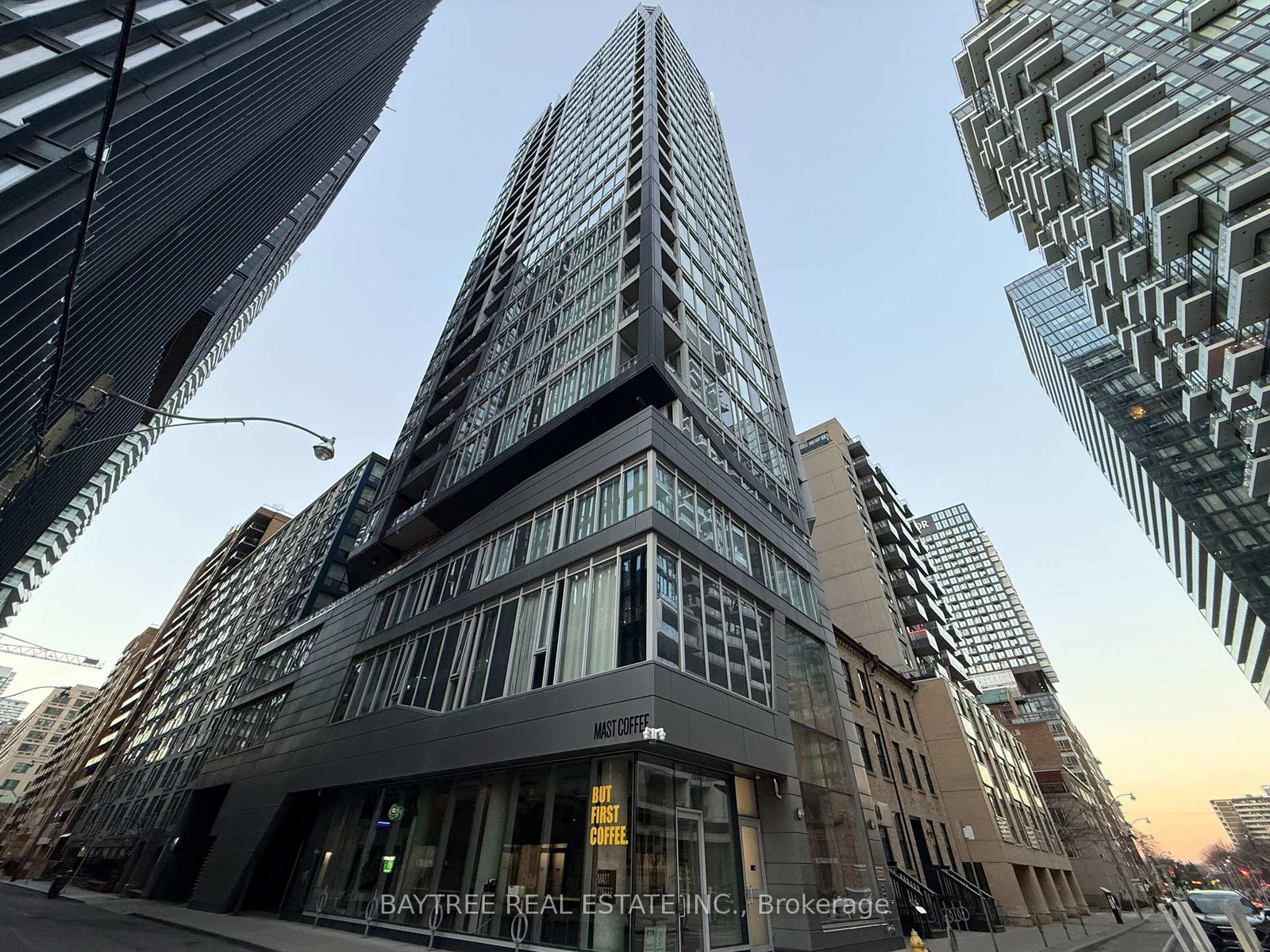 68-shuter-street-toronto-ontario-c13009750