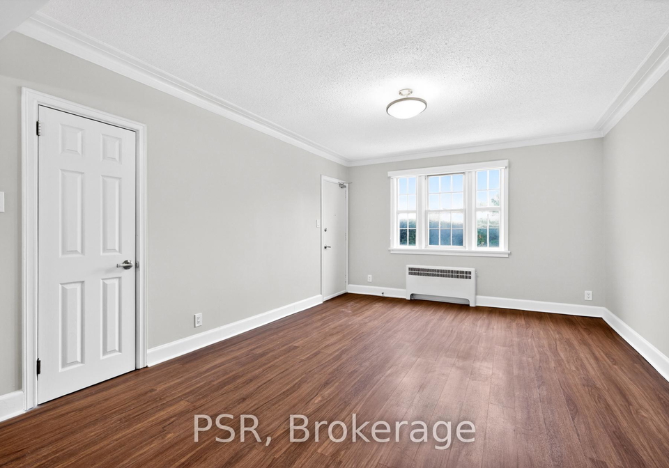 1365-bayview-avenue-east-york-ontario-c13009882