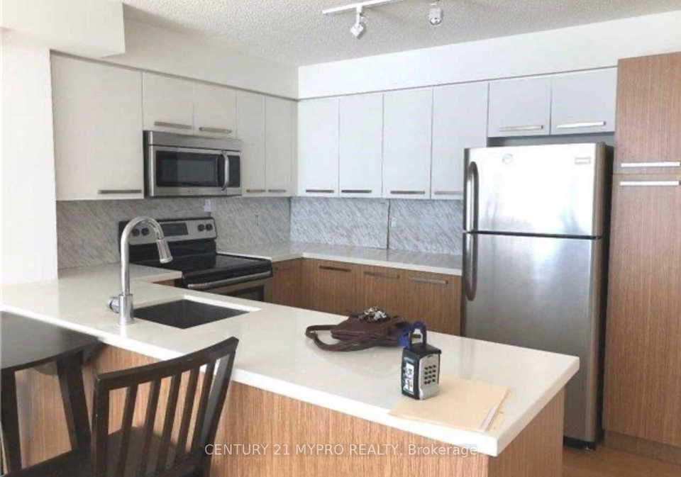 11-st-joseph-street-toronto-ontario-c13009948