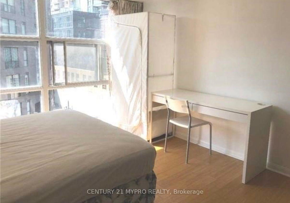 11-st-joseph-street-toronto-ontario-c13009948
