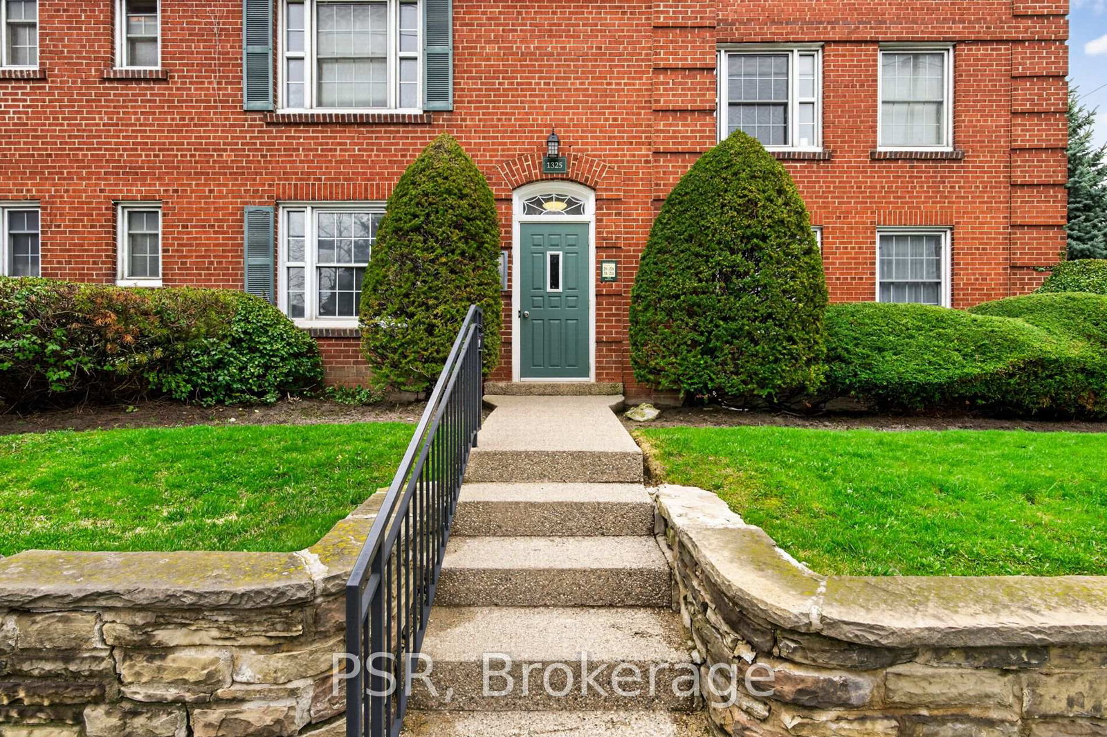 1325-bayview-avenue-east-york-ontario-c13010008