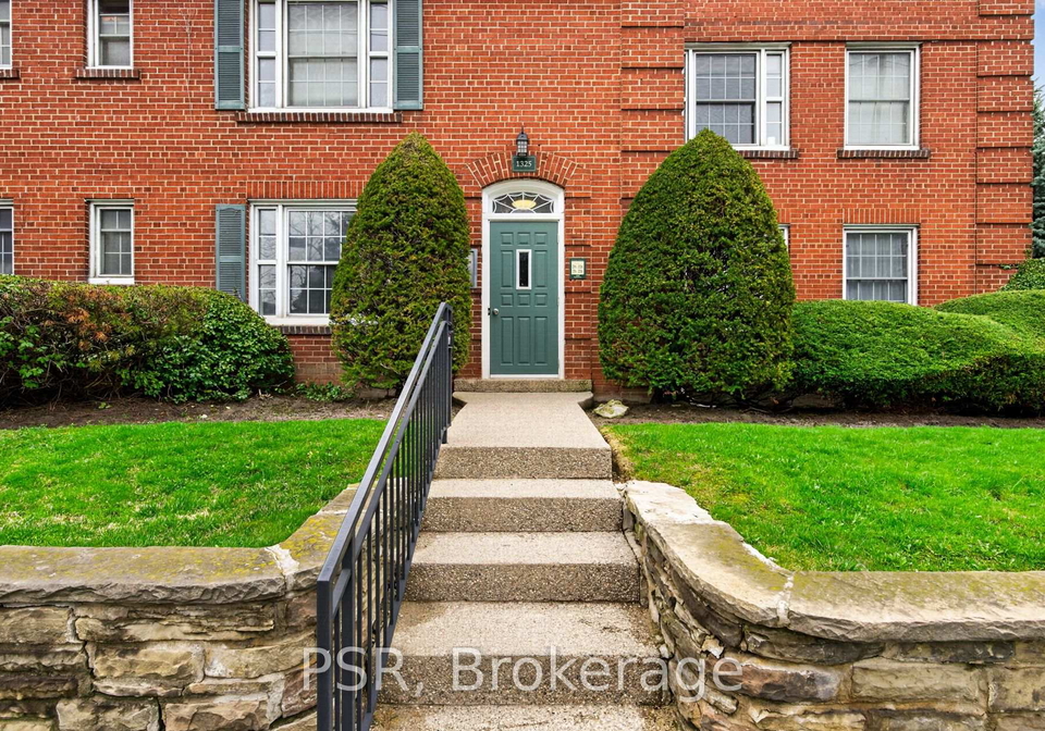 1325-bayview-avenue-east-york-ontario-c13010008