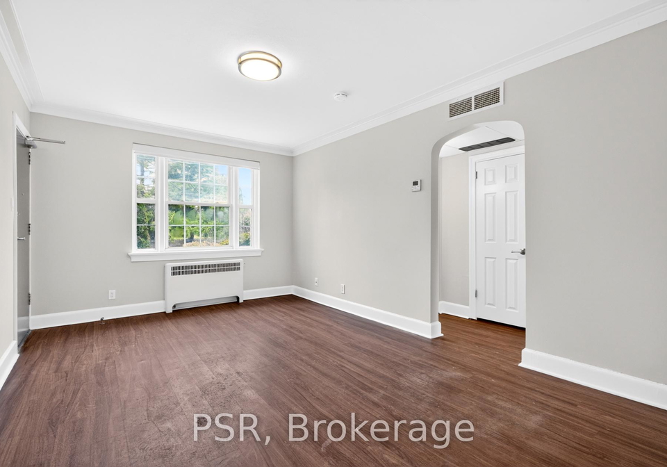 1325-bayview-avenue-east-york-ontario-c13010008