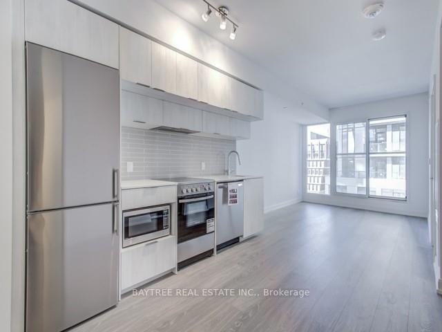 181-dundas-street-e-toronto-ontario-c13010030
