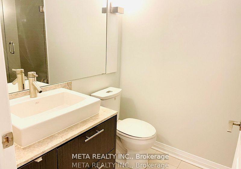 8-mercer-street-toronto-ontario-c13010236